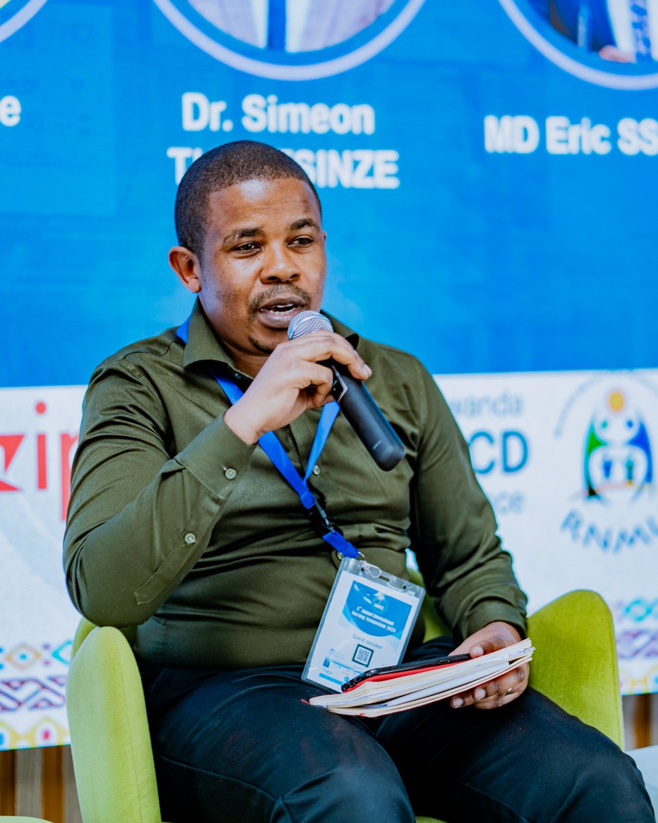 Nursing Research Club (NRC) (@nursingrclub) on Twitter photo #PanelDiscusions1 we're discussing catalysing innovation: the collaborative role of policy makers, academia and NGOs in Empowering the early career Researchers. the moderator is <a href="/rukundodavis7/">Davis Rukundo</a>
with panelists <a href="/KAYIRANGADieud1/">KAYIRANGA Dieudonne</a> <a href="/Ericson31210a/">Ssennuni Eric</a>
<a href="/SimeonTuratsin1/">Simeon Turatsinze, MD,MSc.MGHD</a> <a href="/FiacreRugero/">Rugero</a> #PanelDiscusions1 we're discussing catalysing innovation: the collaborative role of policy makers, academia and NGOs in Empowering the early career Researchers. the moderator is <a href="/rukundodavis7/">Davis Rukundo</a>
with panelists <a href="/KAYIRANGADieud1/">KAYIRANGA Dieudonne</a> <a href="/Ericson31210a/">Ssennuni Eric</a>
<a href="/SimeonTuratsin1/">Simeon Turatsinze, MD,MSc.MGHD</a> <a href="/FiacreRugero/">Rugero</a>