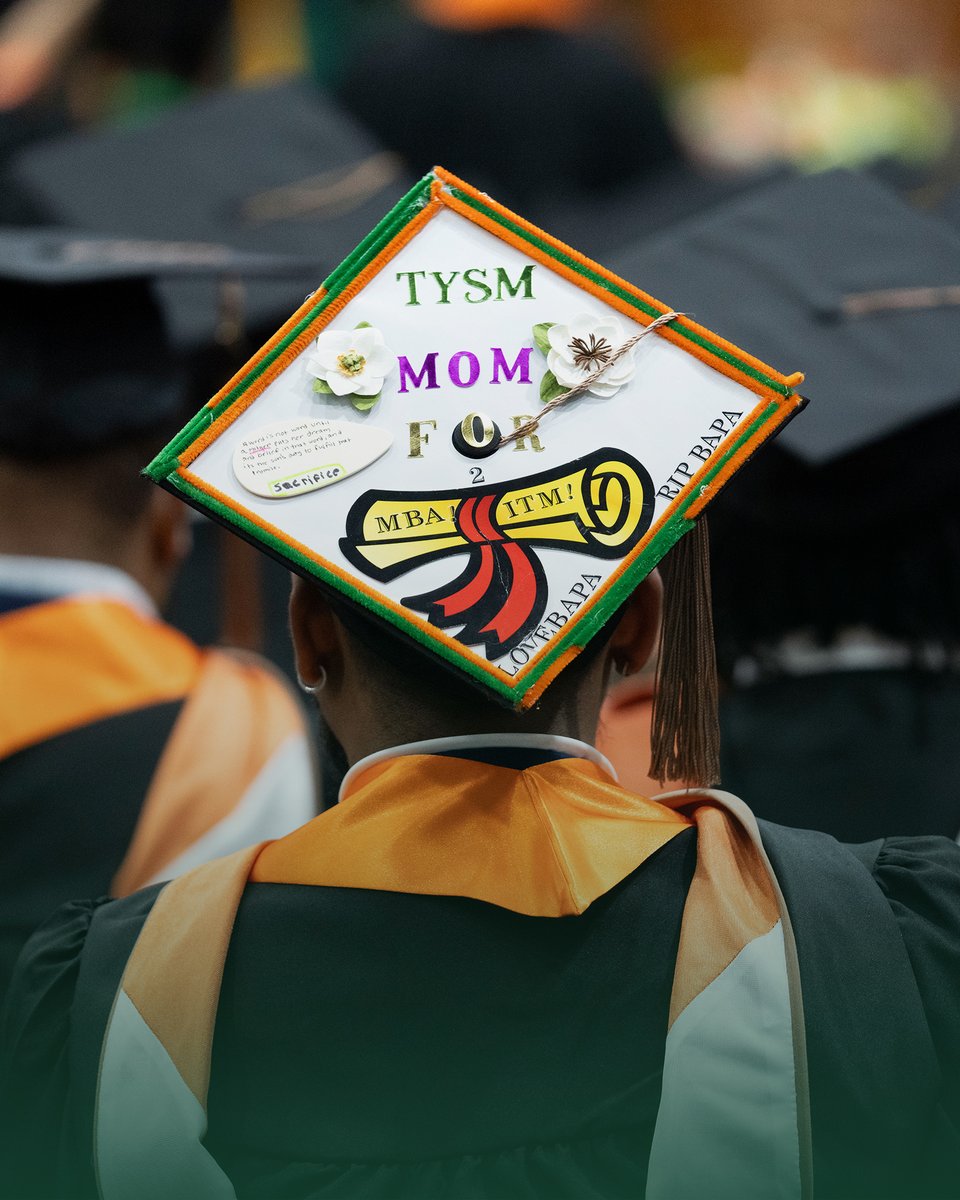 Wishing all mothers and maternal figures a wonderful #MothersDay 🧡💚