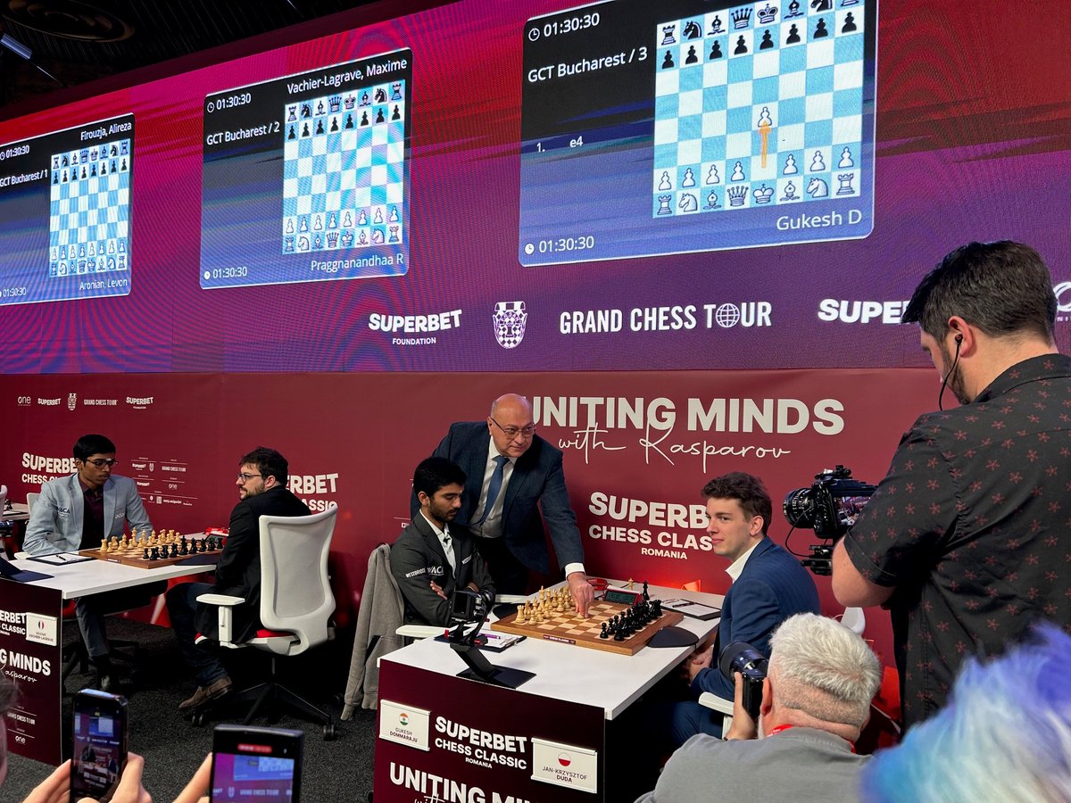 European Chess Union (@ecuonline) on Twitter photo ECU President Zurab Azmaiparashvili opens the 5th round of <a href="/GrandChessTour/">Grand Chess Tour</a> #Bucharest
Follow live: twitch.tv/stlchessclub ECU President Zurab Azmaiparashvili opens the 5th round of <a href="/GrandChessTour/">Grand Chess Tour</a> #Bucharest
Follow live: twitch.tv/stlchessclub