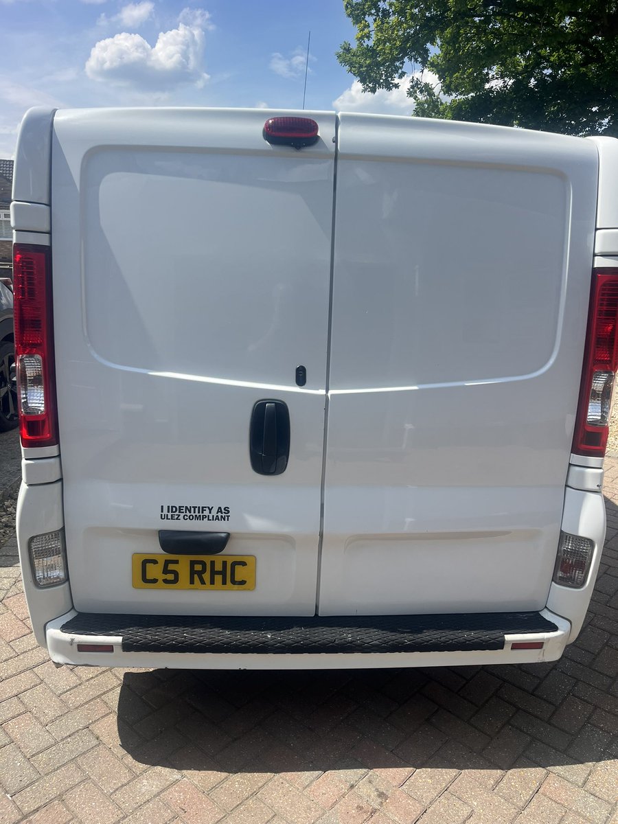 Some more TLC for my van - replacement rear brake pads and wiper blades followed by a wash and polish. All ready for the new working week 😁