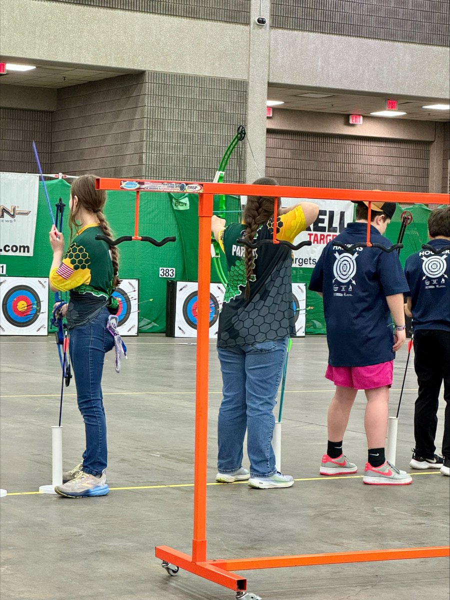 Shoutout to our archery team who competed in the National tournament in Louisville this past week. Special congratulations to Braylon Krepp and Rose Raymond who both scored 271 in their respective divisions. They, along with the entire team, represented WBMS well! 🐝🏹
