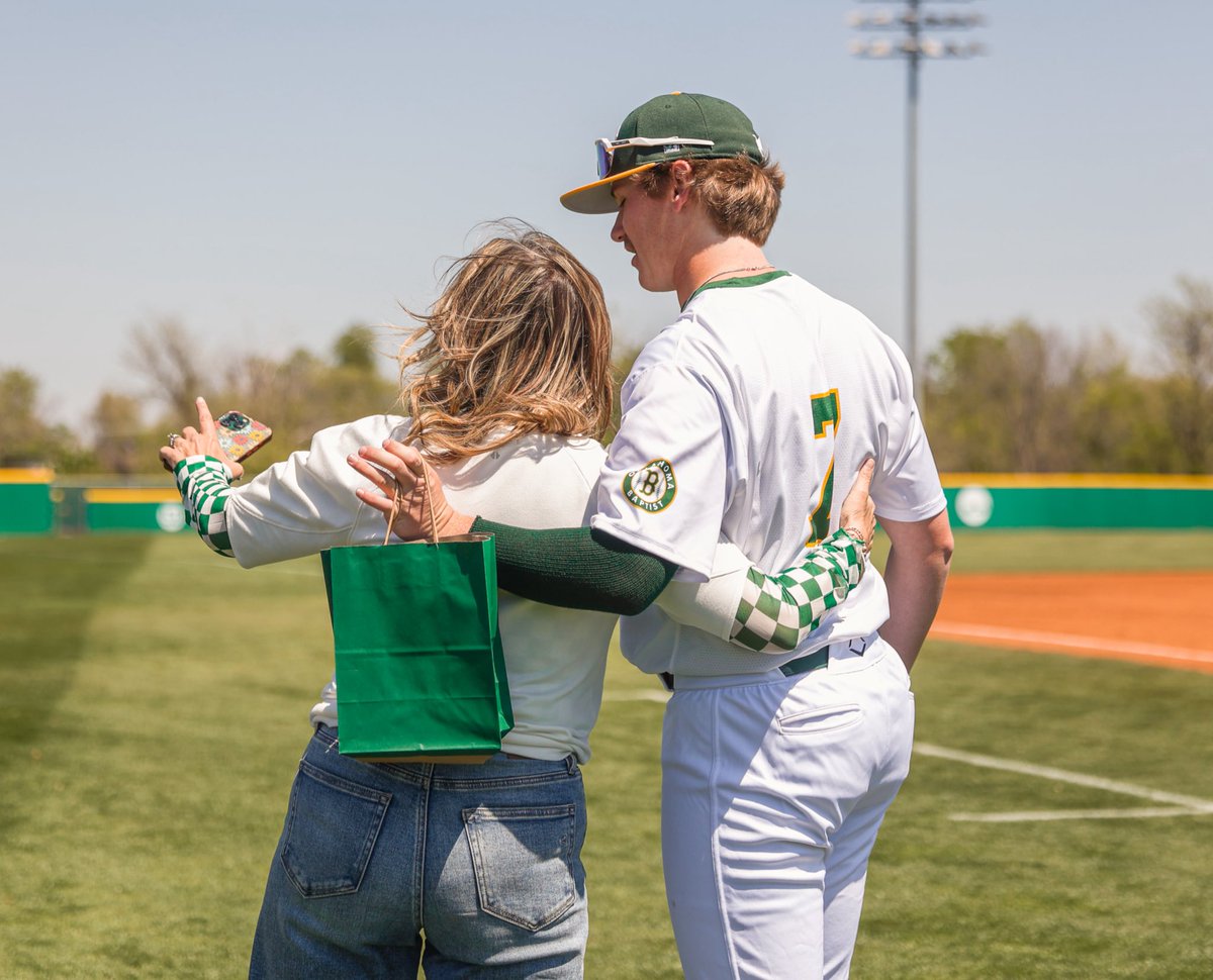 We are thankful today and everyday for all the moms out there, our world doesn’t spin without you 🫶🏼💐 

Happy Mother’s Day from OBU Athletics 🥰