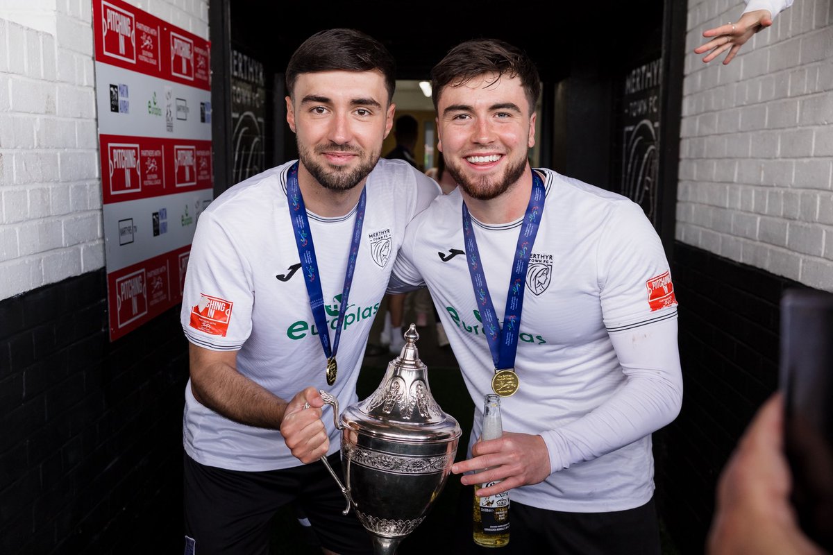 Jay Williams (@jay21williams) on Twitter photo Thank you to everyone <a href="/MerthyrTownFC/">The Martyrs</a> for the incredible support this season. I’ve loved every minute of my loan, it’s been an honour to represent my hometown and play a part in getting the club promoted! 🤍🖤 Thank you to everyone <a href="/MerthyrTownFC/">The Martyrs</a> for the incredible support this season. I’ve loved every minute of my loan, it’s been an honour to represent my hometown and play a part in getting the club promoted! 🤍🖤