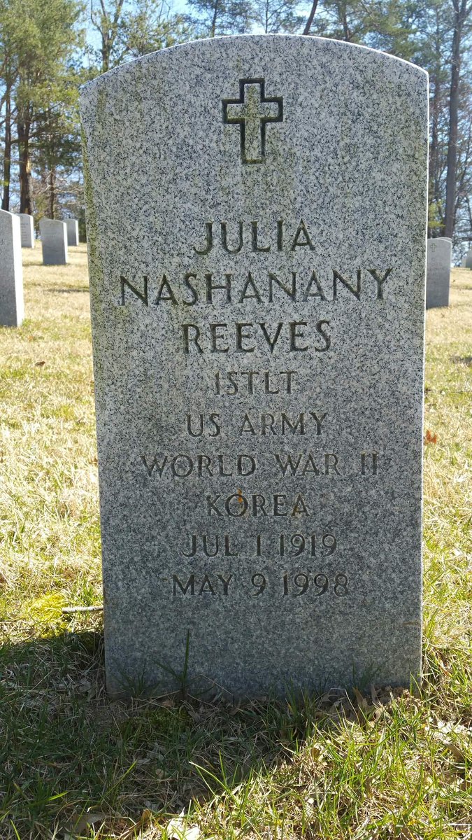 #NursesWeek We honor Army Nurse 1st Lt. Julia Nashanany Reeves. Served New Caledonia &amp; England #WorldWarII  &amp; #KoreanWar.  Potawatomie Indian Tribe of Crandon, Wisconsin. Leave her tribute: vlm.cem.va.gov/JULIANASHANANY…, buried NMC at Quantico 1998 at 78.
#PreservingVeteranLegacies