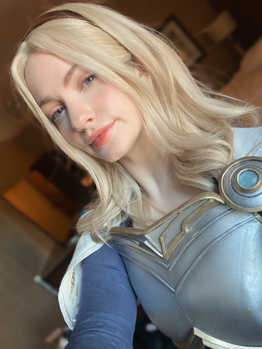 CHIFF♡N (irl!) tweet media