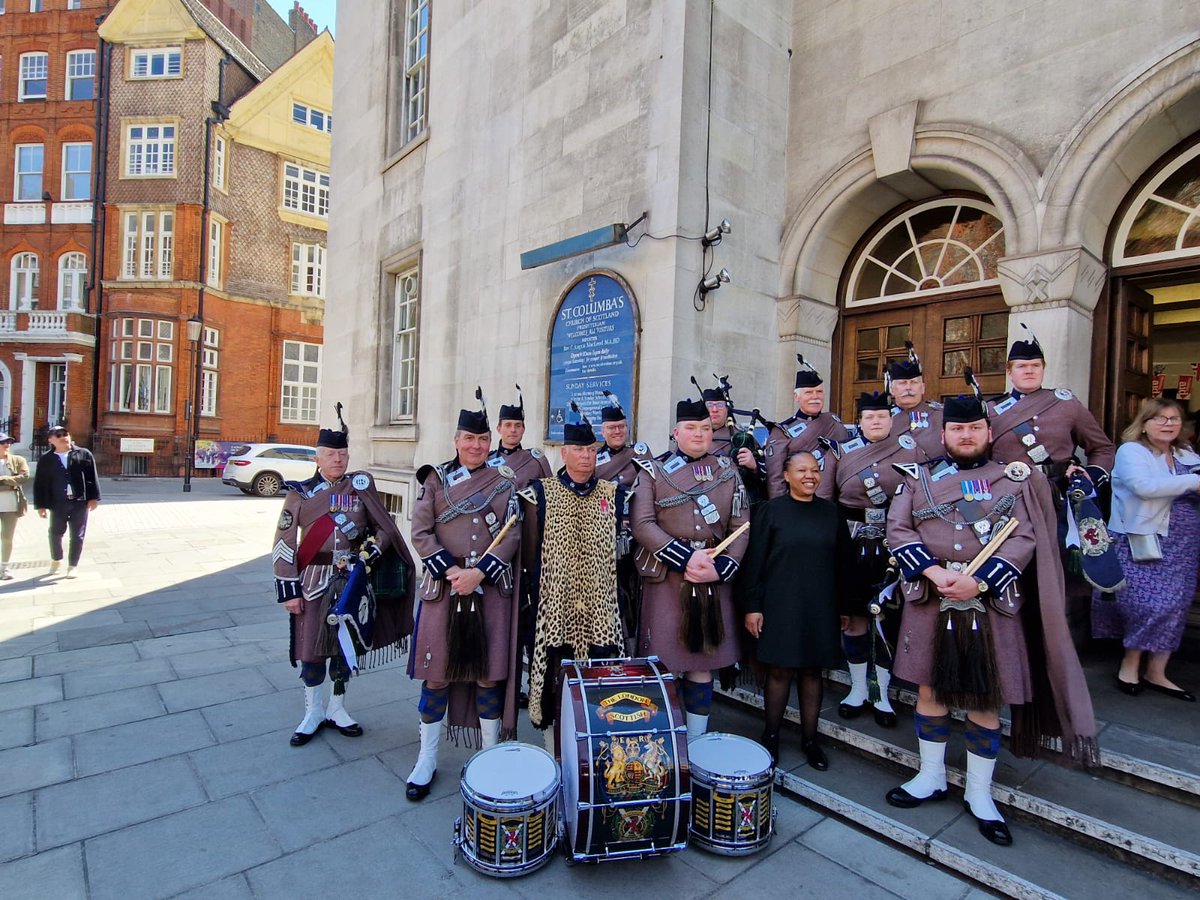 JennyRow45's tweet image. An honour to attend the @LondonKirk #VE80 service today, supported by the wonderful musicians of the @Pipes_and_Drums.

Followed by an afternoon event where #downtonabbey actor #davidrobb brought together the wartime diaries of the #SAS chaplain in #WWII Revd McLuskey