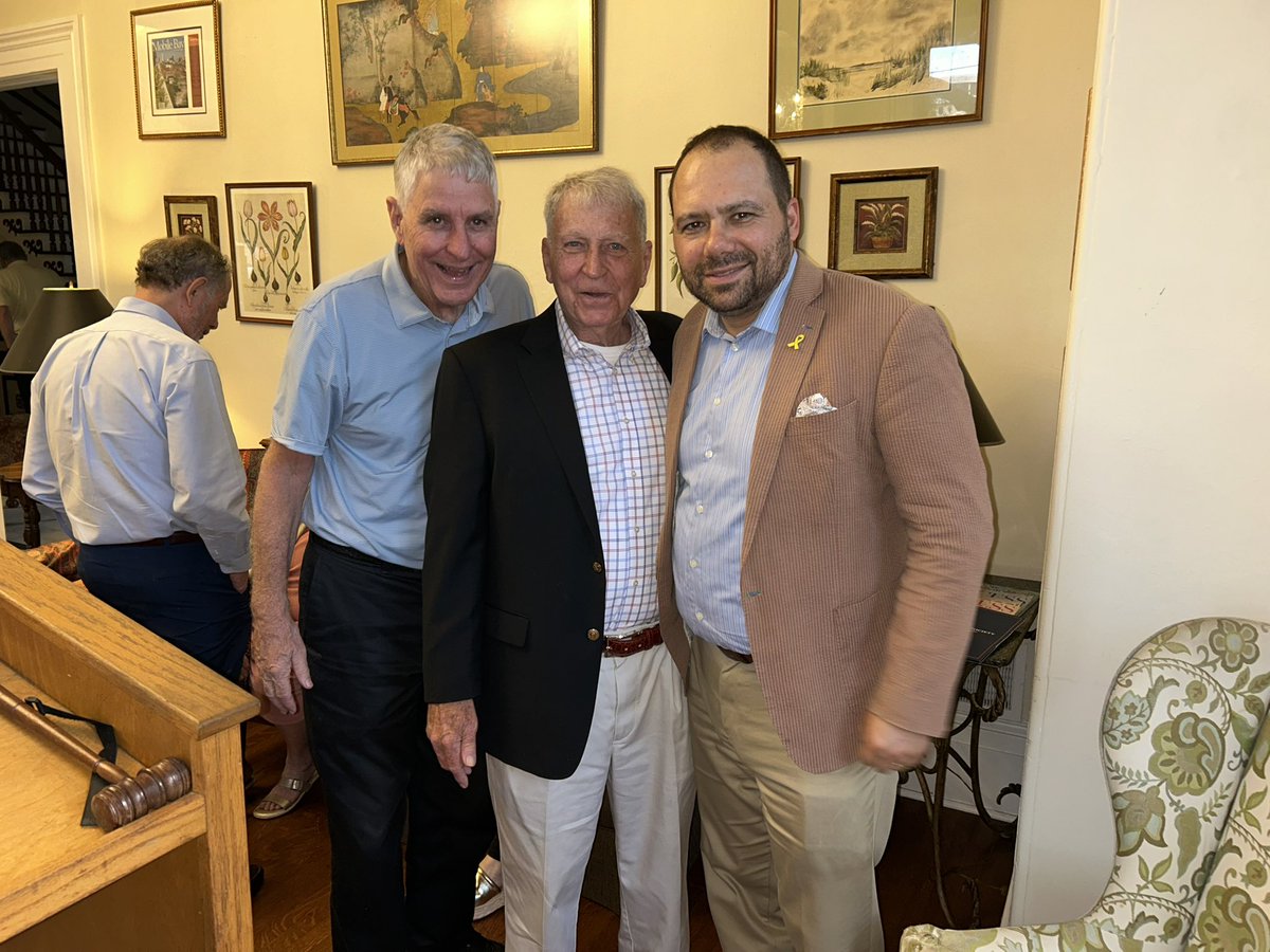 MOBILEALCHAPTER's tweet image. Great @FedSoc event with @ishapiro  this week on his new book #Lawless