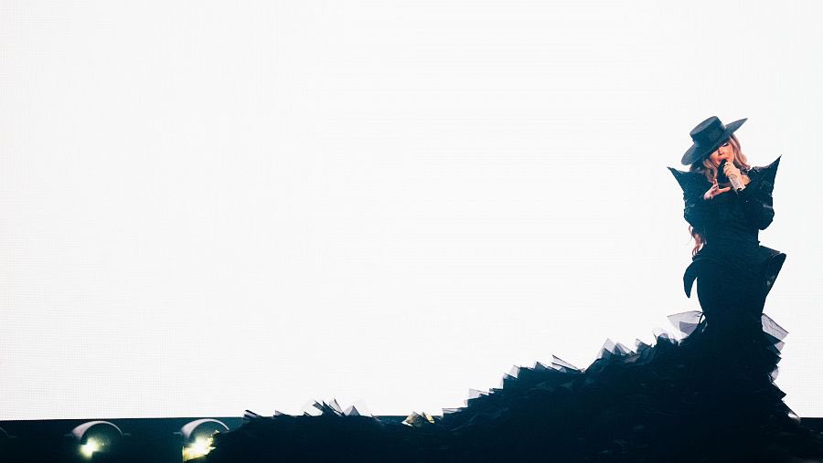 Sea potente o no, el eurofan español siempre encuentra motivo para destrozar su propia candidatura. Críticas desmedidas, insultos, boicot. Así no se gana ni se disfruta Eurovisión. Yo apoyo a la candidatura española (y a Melody). Menos bilis, más amor #Eurovision2025 #ESADIVA