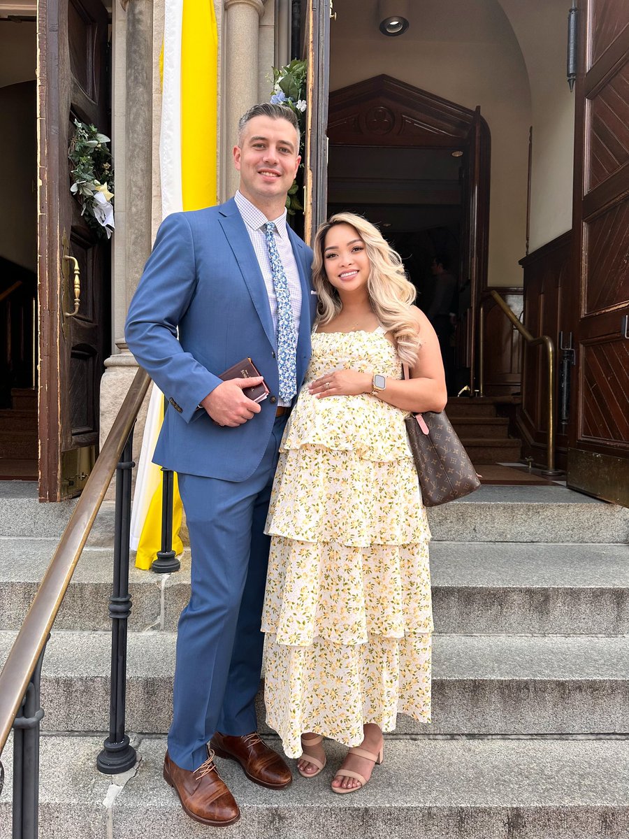LibertyZSimmons's tweet image. 39 weeks and blessed to be your mama! Happy Mother’s Day💐🤰
#firstmothersday #blessedmother #mamatobe #pregnant #pregnantmama #mothersday #happymothersday #39weekspregnant
