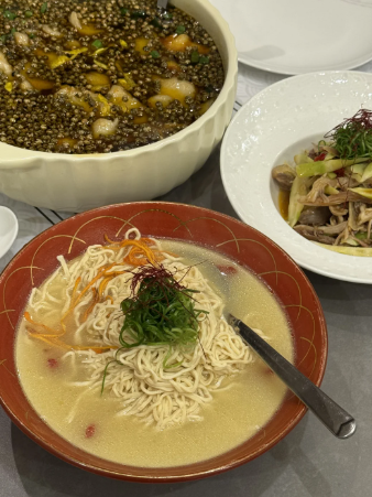 KyriedxYates's tweet photo. 東京タワーの下にあるこのレストランはますます美味しくなっています https://t.co/YkhzZyemZQ