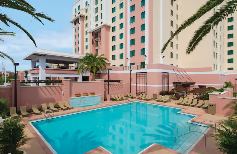 Embassy Suites Lake Buena Vista South tweet media