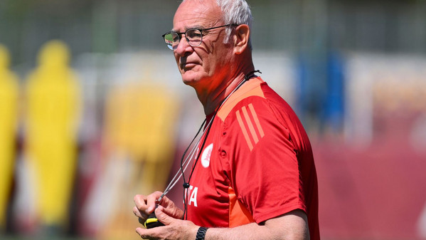 LAROMA24's tweet photo. 📋 I convocati di Claudio #Ranieri per il match tra #Atalanta ed #ASRoma
❌ Out #Pellegrini
💪 Seconda chiamata per il portiere #Marcaccini ▶️ https://t.co/5O5rRrep7C https://t.co/FbzB71Qx2A