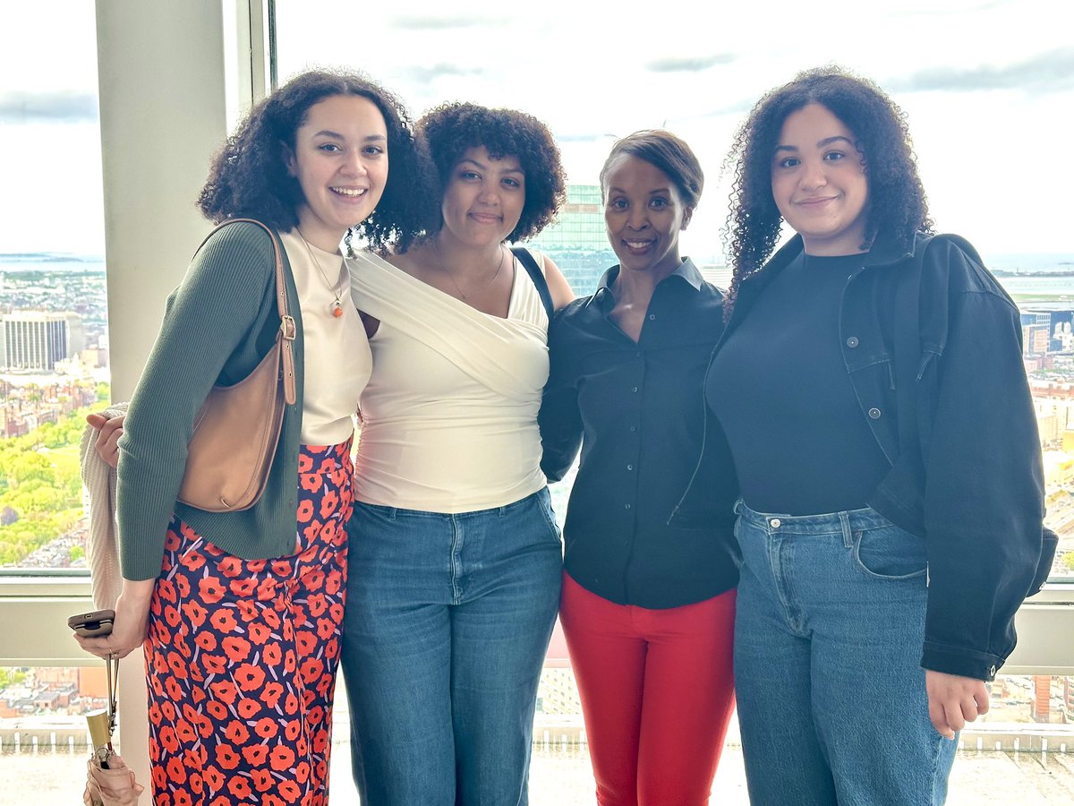 repcockerham's tweet image. Today we celebrate the ones who raised us, shaped us, and stood by us—mothers, grandmothers, aunties, and everyone who’s poured love into our lives. Happy Mother’s Day🌷

With love - Gabrielle,  Caliana, Angela, and Carmen Cockerham✨