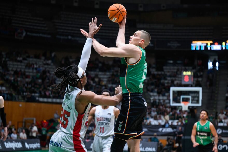 AUDIO🔈 Aquí os comparto el <a href="/supercanastaRV/">Supercanasta RV</a> de hoy en <a href="/radio_vitoria/">Radio Vitoria</a>

🏀 “Situación límite para <a href="/Baskonia/">Kosner Baskonia</a> tras otro hundimiento en Badalona”

🔎Bajo la lupa de <a href="/Sergio_Vegas/">Sergio Vegas</a>, <a href="/Meloncesto/">Natxo Mendaza</a>, <a href="/JosebaSanchez15/">Joseba</a> y <a href="/RoRubinich20/">Rocío S. Rubinich</a> 

LINK 👉🏼 guau.eus/m/radio-vitori…