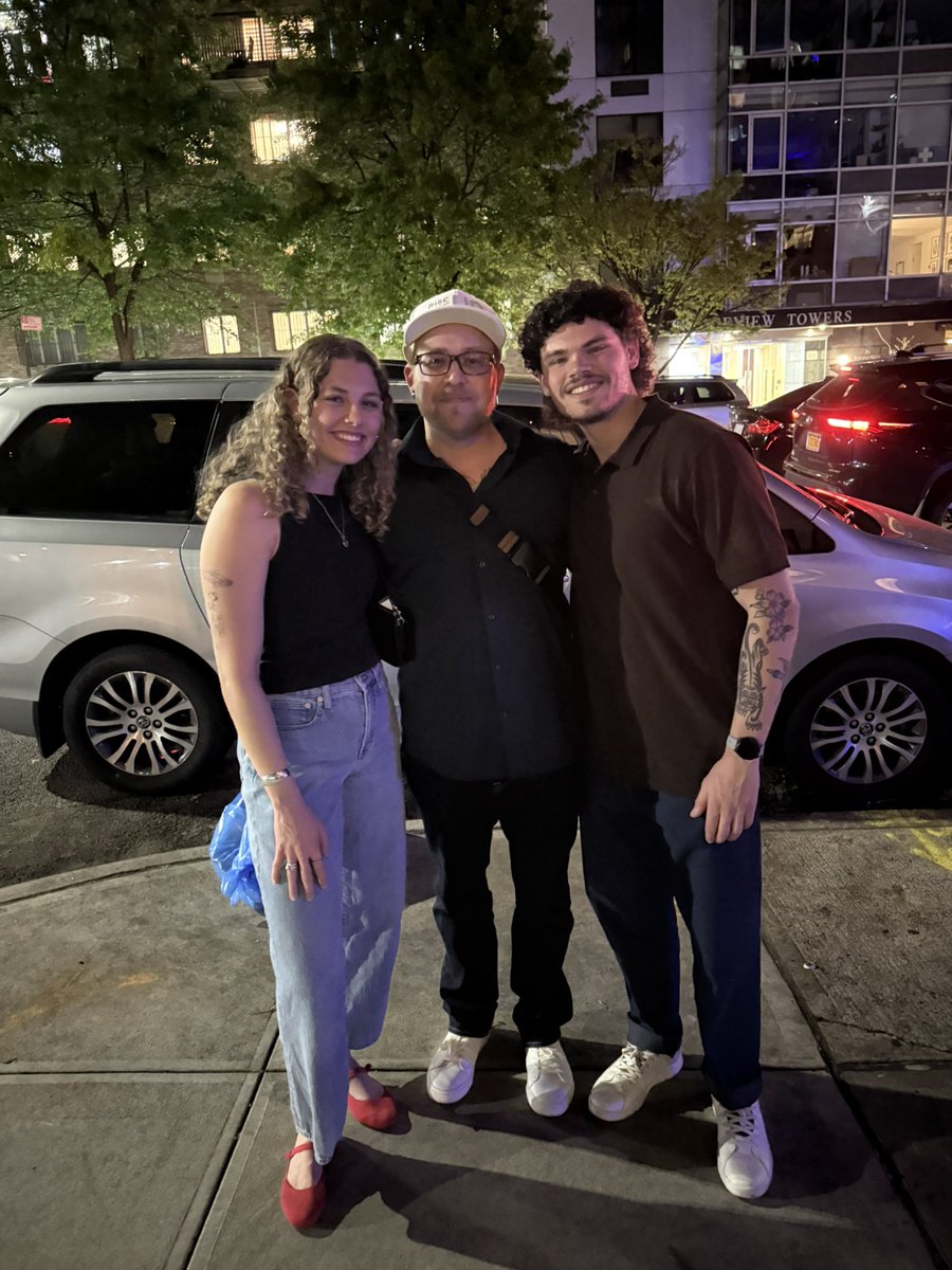 Last night was so fun! I was adopted, a little less than a year ago I got in touch with my bio-father for the first time. We met late last year &amp; tonight I got the chance to meet his wife Lori &amp; my 2 sibs Jack &amp; Abby who are pretty amazing!

You can never have enough family 😍🥰