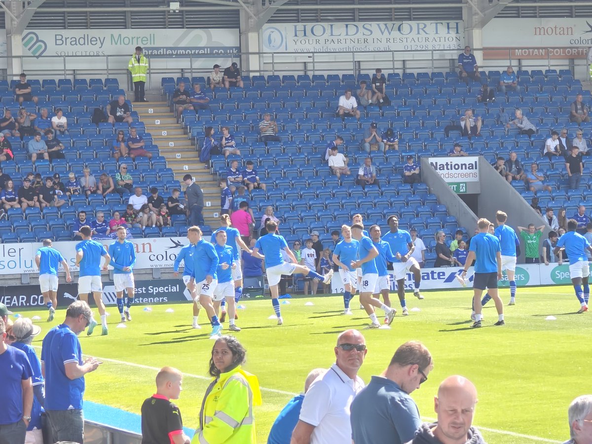Good luck to <a href="/ChesterfieldFC/">Chesterfield FC</a>  today in their League 2 playoff first leg.

#LoveChesterfield