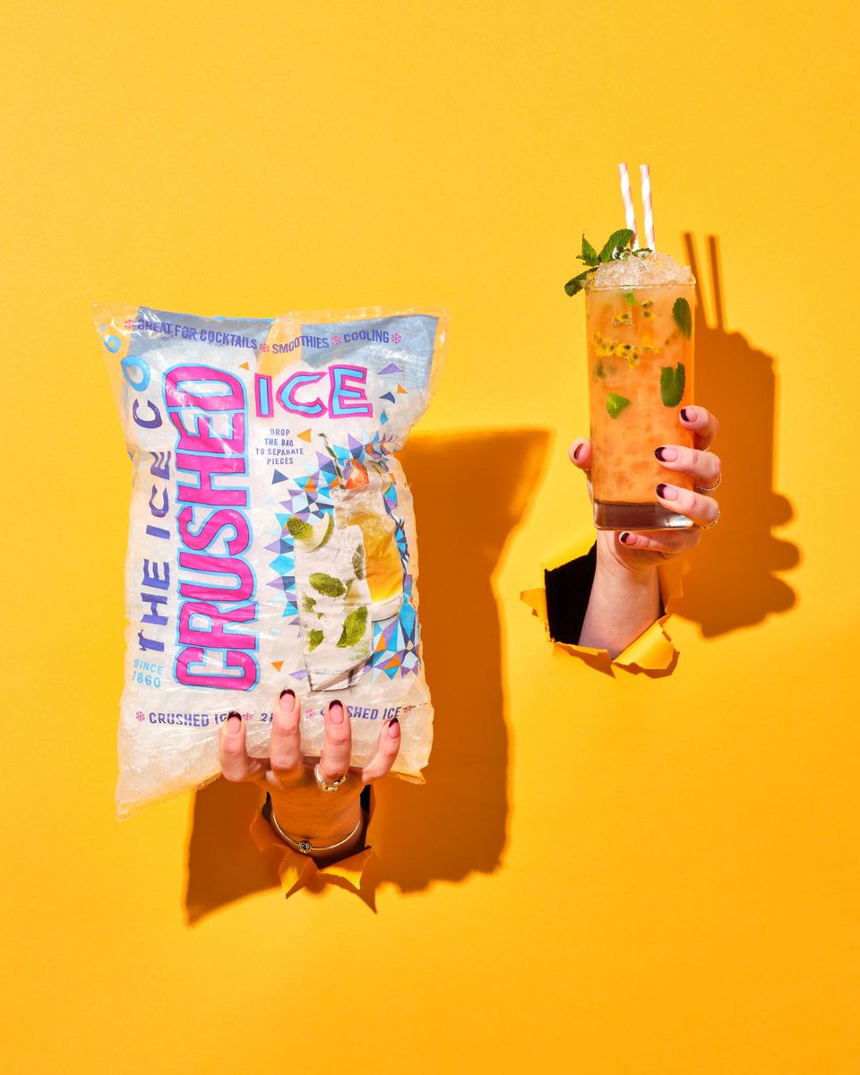 TheIceCo's tweet image. Work tomorrow won't stop us from shaking up a storm with some Crushed Ice😏 What's your go-to cocktail on a sunny afternoon?

#theiceco #crushedice #icecubes #cocktails #drinksrecipes #cocktailinspo