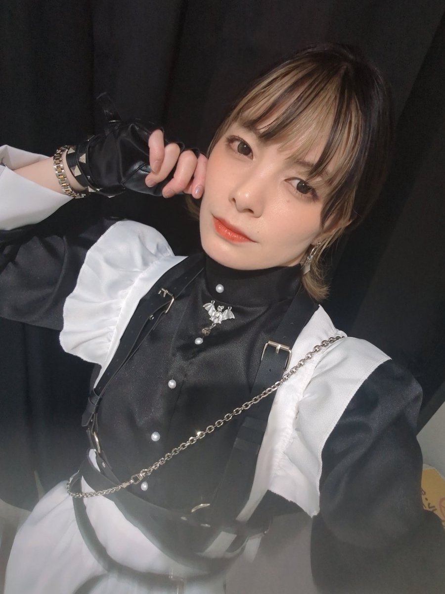 5/11メイドの日の次の日🎂
あったかいメッセージありがとうございました!!!おかげ様で喜ビいっぱいの1日過ごせました🌞

今年も好き勝手生きるために、全力で健康なカラダを維持しますっ😎ミテロヨ！