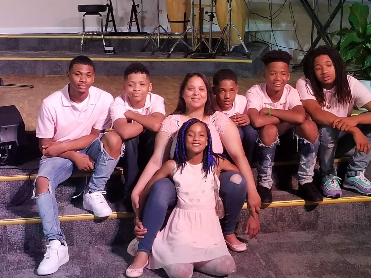 Teresa”Flying Tj”Malone 6’1 NCAA ID# 2411466458 (@teresaflying) on Twitter photo Happy Mother’s Day to the best mom ever!!! I love you to the mooon <a href="/jessicabuford74/">JESSICA BUFORD</a> 🫶🏽💖
#MothersDay2025 Happy Mother’s Day to the best mom ever!!! I love you to the mooon <a href="/jessicabuford74/">JESSICA BUFORD</a> 🫶🏽💖
#MothersDay2025