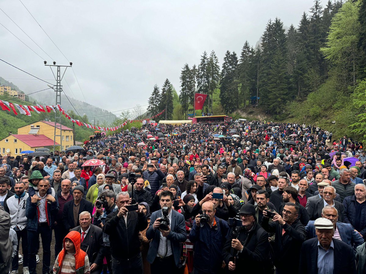 Geçmişten geleceğe miras olan yayla kültürümüzü yaşatmaya devam ediyoruz.

Hemşehrilerimizle birlikte Acısu Yaylası’nda baharın neşesine, Hıdırellez’in bereketine ortak olduk.

📍Şalpazarı