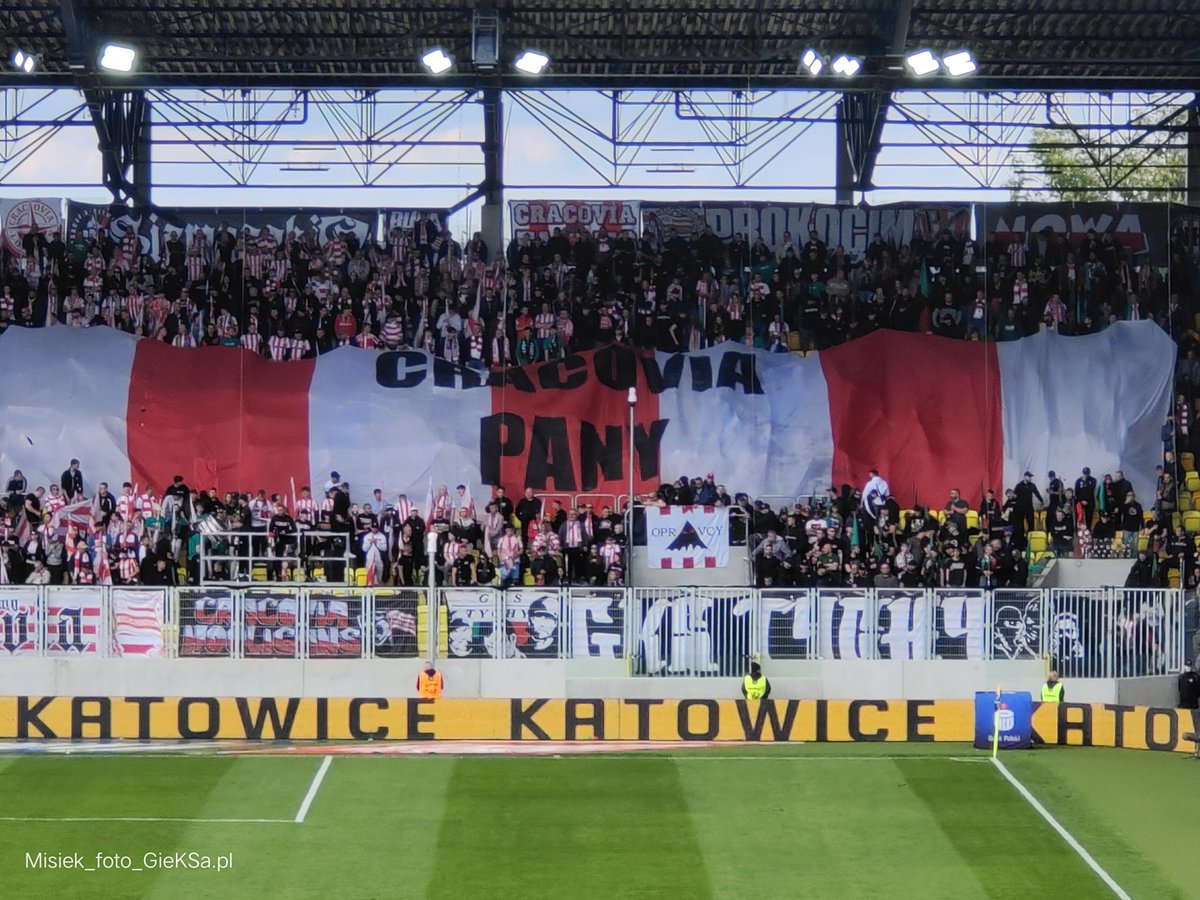 MiskaPatryk's tweet image. #GieKSatwitter Oprawa Cracovii w Katowicach