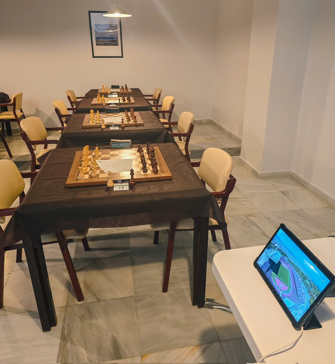 Round 3 of <a href="/killer_chess/">Killer Chess Training</a> Open or Barça - Real Madrid? 👀

#chess