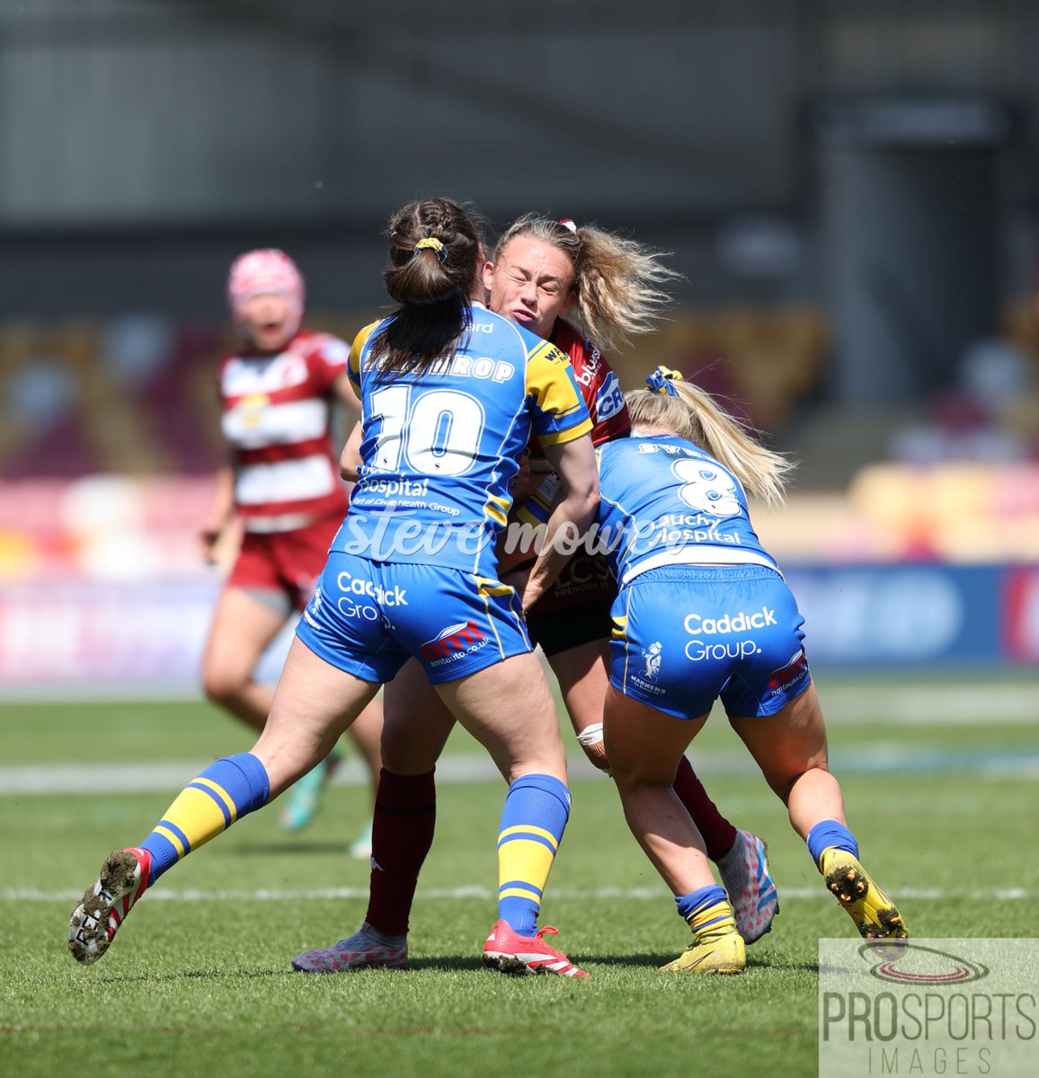 images for national press from <a href="/TheChallengeCup/">Betfred Challenge Cup</a> between <a href="/leedsrhinos/">Leeds Rhinos</a> and <a href="/WiganWarriorsRL/">Wigan Warriors 🍒⚪️</a> shot for <a href="/ProSportsImages/">Pro Sports Images</a> #rugbyleague #sport #canon