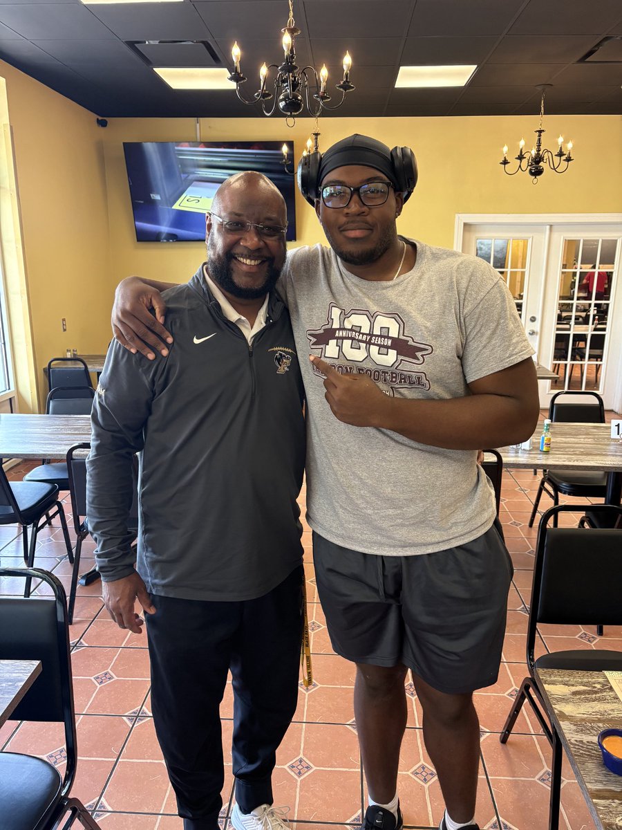 Jeremiah Caldwell (@jdacaldwell) on Twitter photo Had an amazing visit at <a href="/FerrumCollege/">Ferrum College</a> this weekend seeing the campus, staff, and virgina! Thank you <a href="/_Coach_Clark/">Cameron Clark</a> <a href="/coach_ksherman/">Kevin Sherman</a> for having me! Had an amazing visit at <a href="/FerrumCollege/">Ferrum College</a> this weekend seeing the campus, staff, and virgina! Thank you <a href="/_Coach_Clark/">Cameron Clark</a> <a href="/coach_ksherman/">Kevin Sherman</a> for having me!