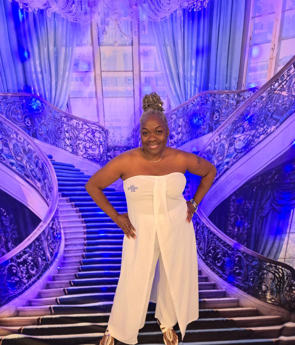 KarenWatsonFle1's tweet photo. Yesterday, the Finer Women of Ali Court 236 held there Shades of Blue Dance….
#ThisIs58💋
#DtSilverLocs https://t.co/V0c2YC5Lg2