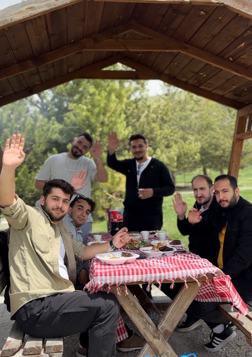 AK Gençlik Yakutiye (@akgenclikykty) on Twitter photo Erzurum rüzgarının esintisi🏔
Ormanın yeşili..🌿
Bugün Yakutiye AK Gençlik çok güzel çünkü; Yeni Seçmen teşkilatımızla birlikte
“Gençlik Bir arada Keyif Doğada” programımızı gerçekleştirdik.
Erzurum İl Gençlik Kolları Başkanımız <a href="/AkifDorman/">Mehmet Akif Dorman</a> , Yakutiye İlçe Gençlik Kolları Erzurum rüzgarının esintisi🏔
Ormanın yeşili..🌿
Bugün Yakutiye AK Gençlik çok güzel çünkü; Yeni Seçmen teşkilatımızla birlikte
“Gençlik Bir arada Keyif Doğada” programımızı gerçekleştirdik.
Erzurum İl Gençlik Kolları Başkanımız <a href="/AkifDorman/">Mehmet Akif Dorman</a> , Yakutiye İlçe Gençlik Kolları