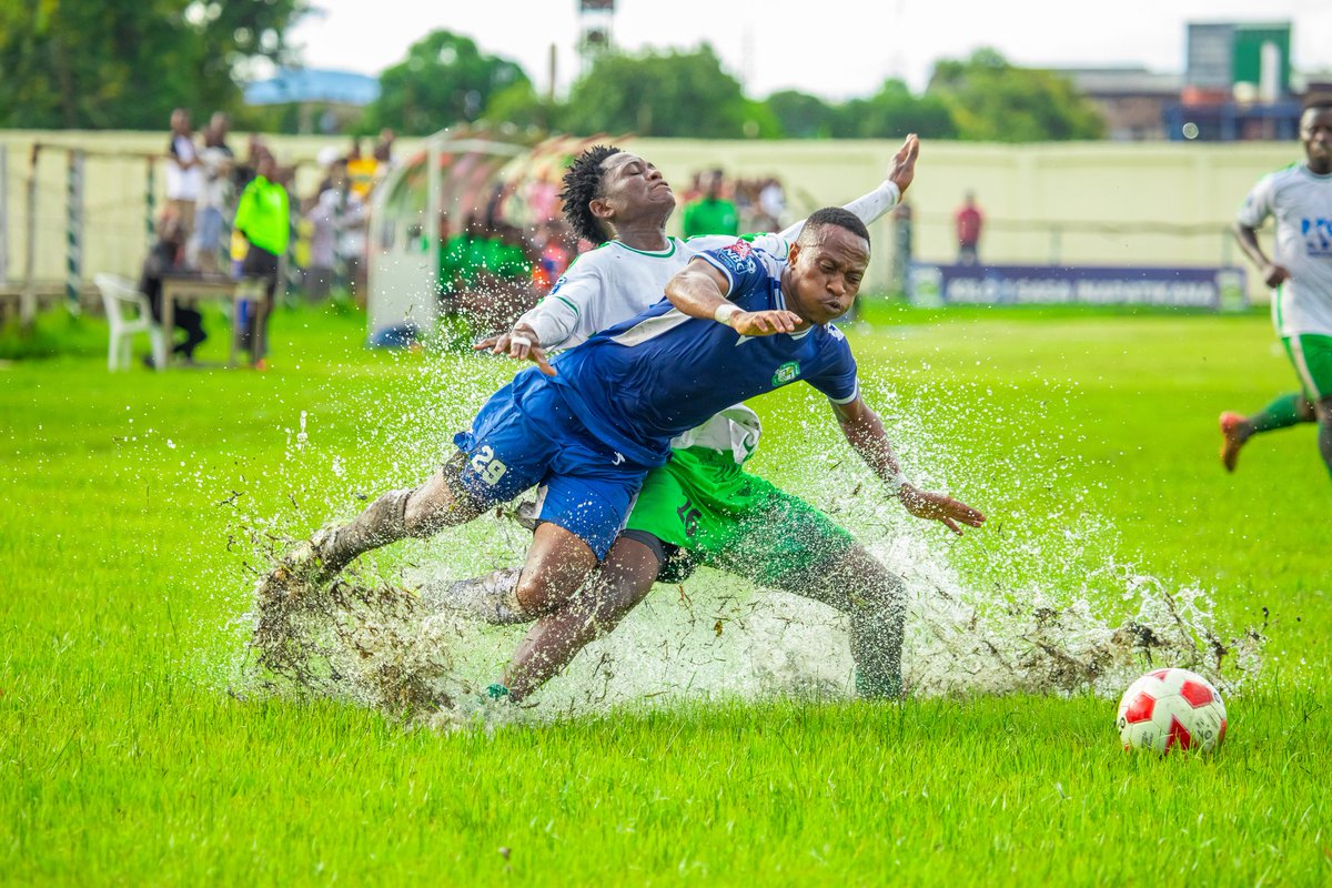 70'
Mtibwa Sugar 2️⃣-0️⃣ Kiluvya UTD
⚽ Raizin 36'
⚽ Raizin 46'

#MTBKLV 
#MtibwaSugar #Mtibwa 
#NBCChampionship 
#UnitedWeStand