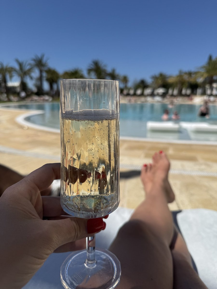 #SunnySunday <a href="/tivolihotels/">Tivoli Hotels & Resorts</a> 🥂 ☀️