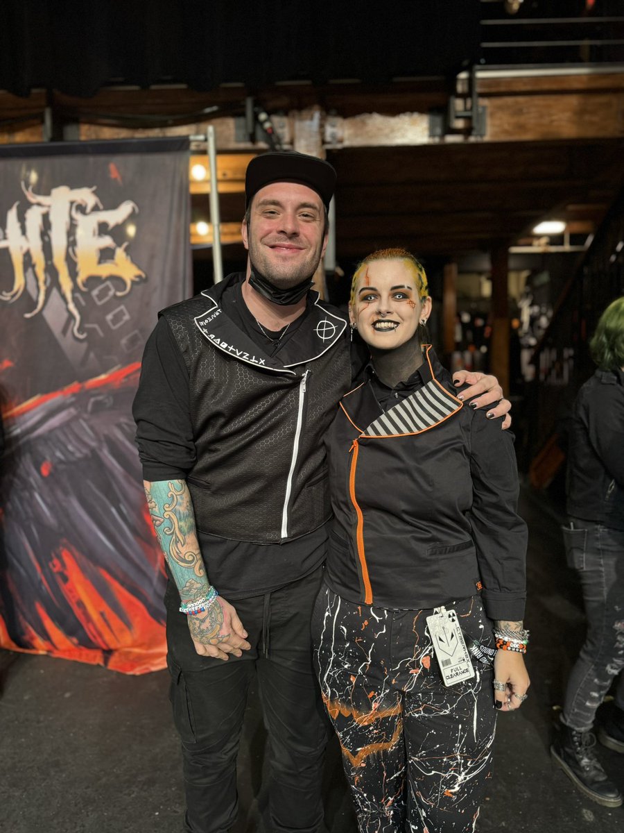 ๐ฎ๐๐๐๐๐๐๐ป The Metalcore Tailor (@the_chameleon__) on Twitter photo Happy birthday <a href="/justinxMIW/">Justin Morrow</a> !!! Glad you get to spend the day with your girls
Thank you for being a constant inspiration for my designs and a pleasure to see perform and speak to when I get the chance, keep rockin you weird creature
(Some of my fave memories, despite so many) Happy birthday <a href="/justinxMIW/">Justin Morrow</a> !!! Glad you get to spend the day with your girls
Thank you for being a constant inspiration for my designs and a pleasure to see perform and speak to when I get the chance, keep rockin you weird creature
(Some of my fave memories, despite so many)