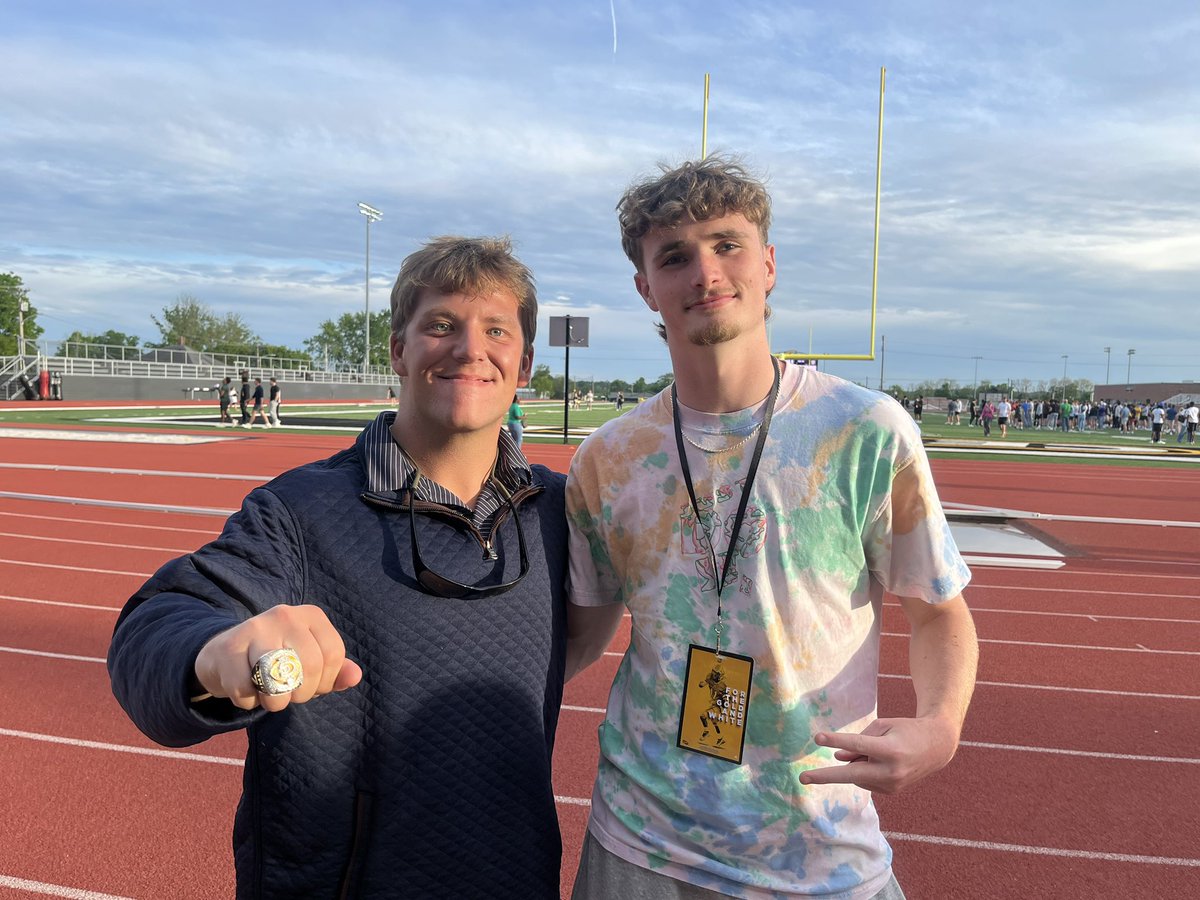 Sylas (@sylasgunn) on Twitter photo Thanks for the Spring Game invite <a href="/CentreFootball/">Centre College Football</a> <a href="/CoachSimmons_CC/">Nate Simmons</a> . Got to meat up with <a href="/williammlong/">William</a> and see what I could be wearing in a couple years! Thanks for the Spring Game invite <a href="/CentreFootball/">Centre College Football</a> <a href="/CoachSimmons_CC/">Nate Simmons</a> . Got to meat up with <a href="/williammlong/">William</a> and see what I could be wearing in a couple years!