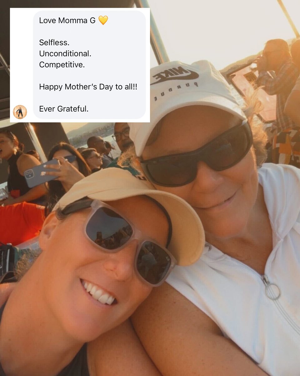 Our moms in 3 words 🗣️