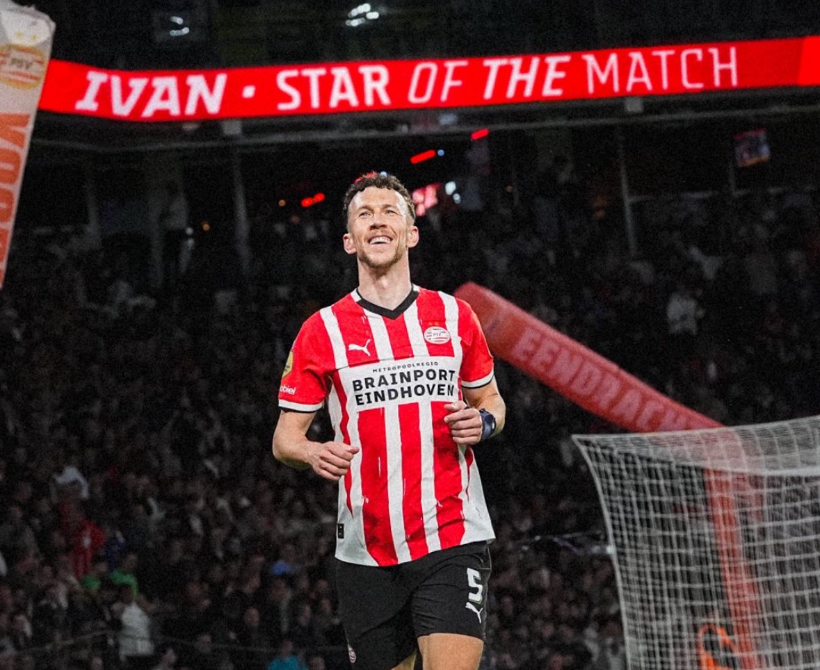 🚨🇭🇷 Ivan Perisić continues his insane season at PSV Eindhoven with 15 goals and 11 assists so far.

One more goal, one more assists vs Feyenoord today for 36 year old winger who keeps flying.