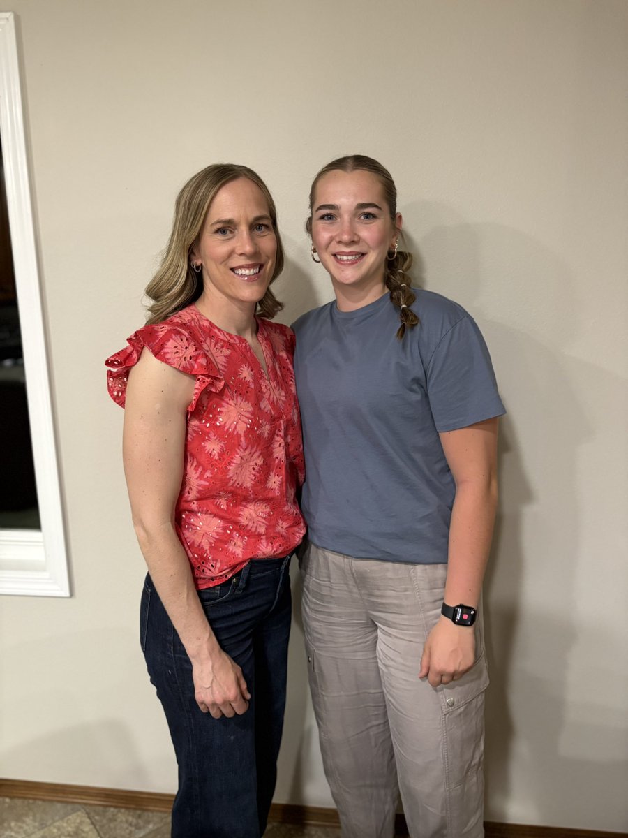 Happy Mother’s Day to all the moms out there! 

We are especially thankful for the moms of 🐺🏀

Thank you for raising these amazing young women! Enjoy your day! 

<a href="/morganfieds/">morgan fiedler</a> | <a href="/izzyjmoore/">Isabelle Moore</a> | <a href="/carlikuyper6/">Carli Kuyper</a> | <a href="/_lilyk10/">Lily Klein</a>