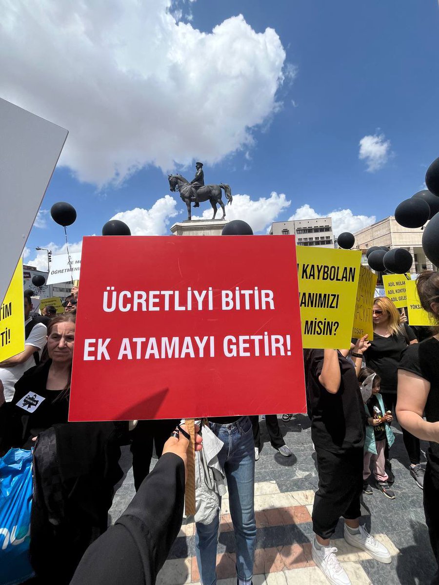 bolbolsanat's tweet photo. Öğretmenler olarak tek isteğimiz ek atama yapılsın ve görevimizi yapalım 

@RTErdogan  @zorlu77 @memetsimsek @_cevdetyilmaz @Yusuf__Tekin @cagrierhan @HuseyinYayman @cftcblnt @hasandogan @tcmeb @HMBakanligi

 #EkAtama2024YineUlusta https://t.co/e6szpXhITY