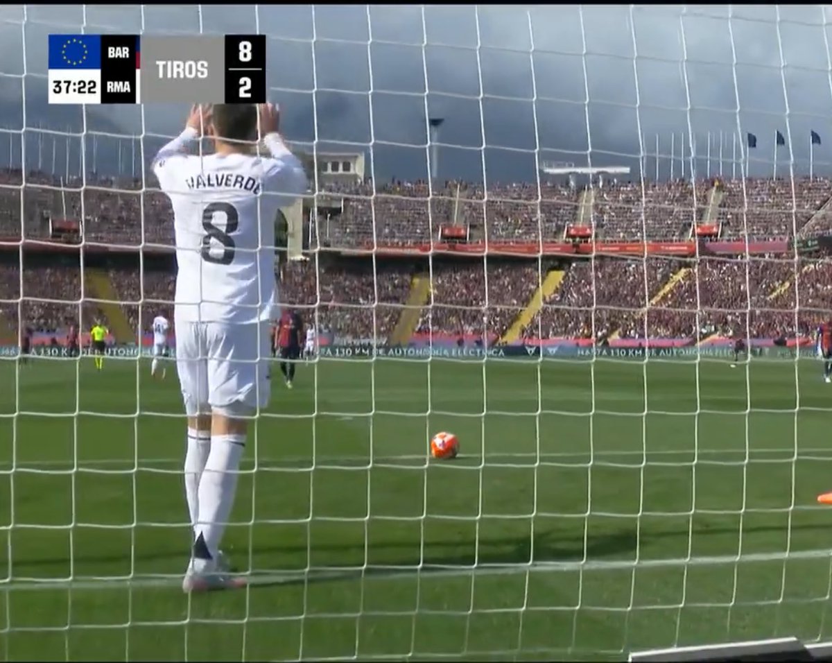 mimidynamightt's tweet photo. that got my overworked goat playing as keeper too https://t.co/cSr7QcvWlp