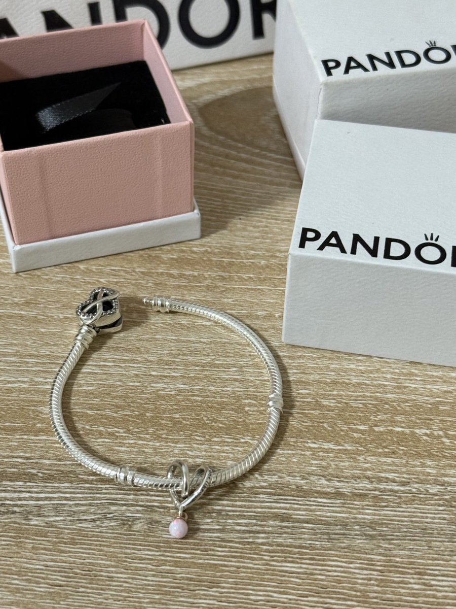 Cottonclothdy's tweet image. ฝากขาย

ชาร์ม 950 รส ค่า ขอดูเพิ่มเติมได้ มือ1เลยค่ะ มี อปก. พร้อมโอนลดได้ค่า￼ นัดรับได้ แมสได้

#แพนโดร่า #PandoraThailand #pandorath #pandoraแท้ #ส่งต่อpandora #pandoraมือสอง #แพนโดร่าแท้ #แพนโดร่าราคาถูก  #ดิสนีย์ #หิ้วdisney