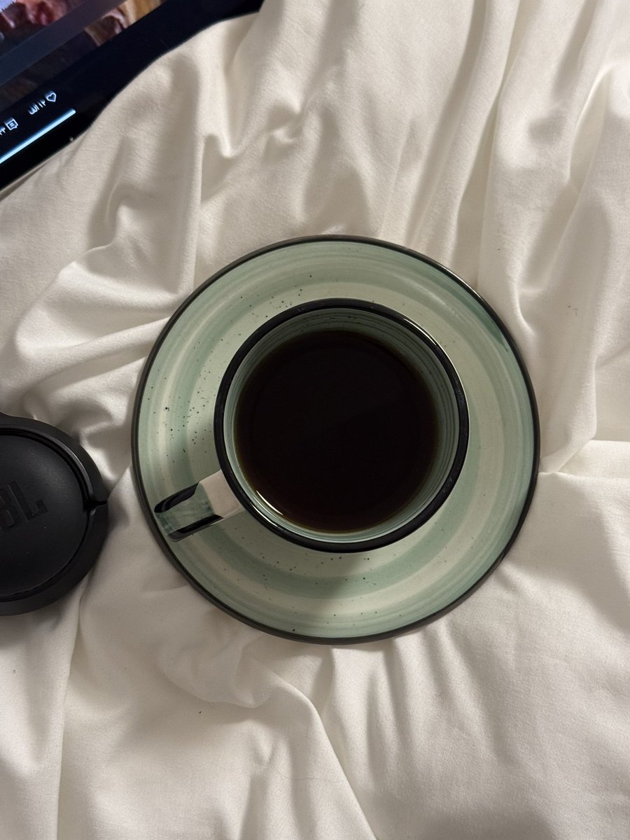 La__i14's tweet image. عطونا عشوائيات من تصويركم :