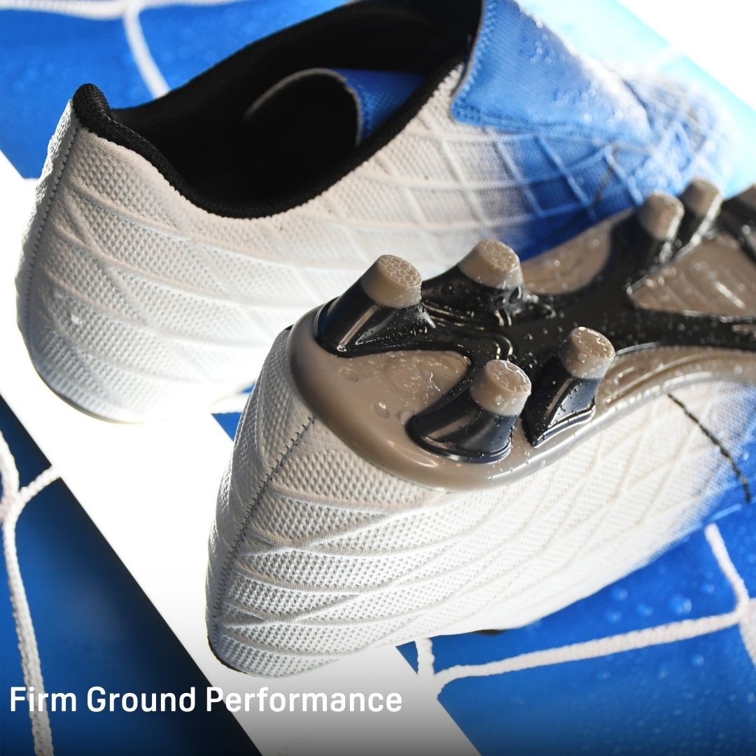 Take a closer look at the features of our Matrix Junior Football boot in the brand new colourway 👟

#precisiontraining #precision #sport #football #matrixboots #footballboots #juniorfootballboots #seriousaboutsport