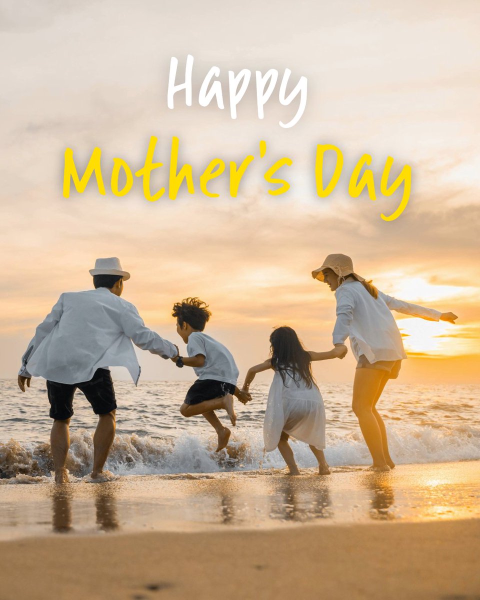 Happy Mother's Day to all the moms in our lives 🌻