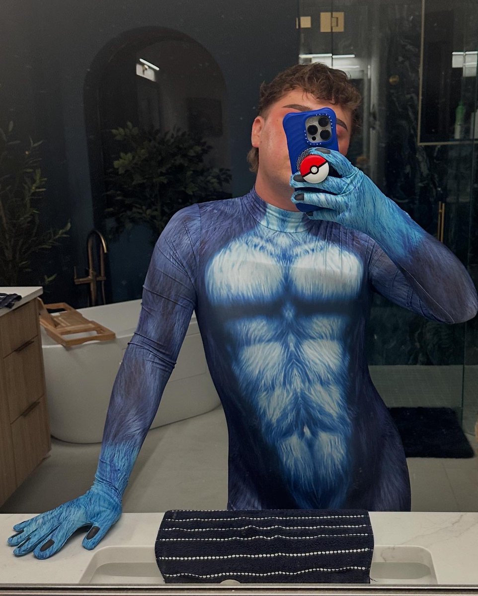 pup kai 💙🐶 tweet media