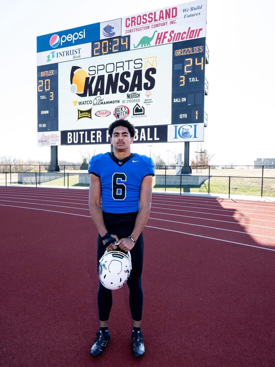 Not only was he the Sports in Kansas🏈 All-Classes &amp; 6A OPOY in Kansas as he led Gardner Edgerton to back to back 6A state titles and a runner up finish as a sophomore as a QB, Bravin Powell-Brown is the second ranked hurdler in all classes of Kansas at 14.27 &amp; won the SM North