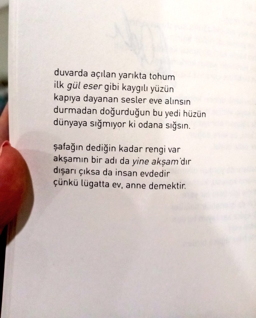 Anneme yazdığım şiirle. Kutlu olsun. 💙
