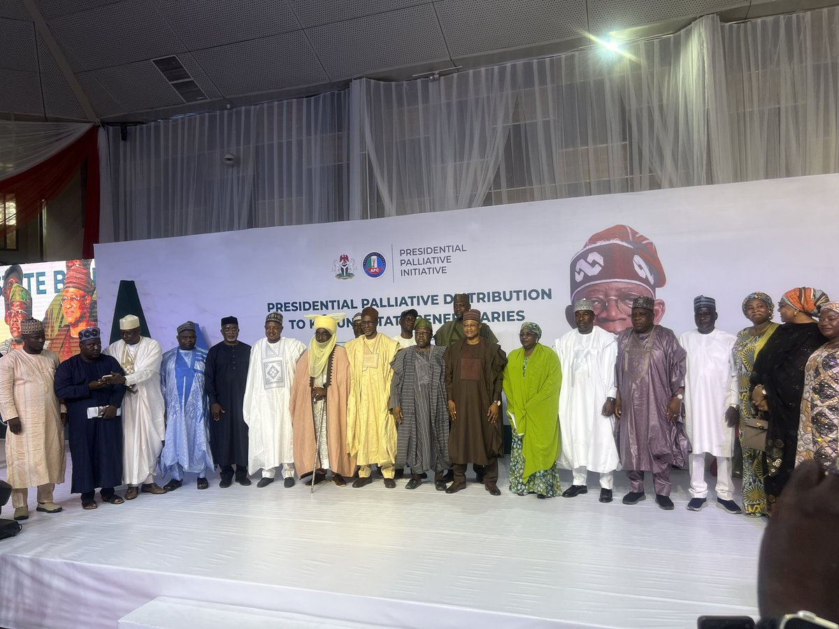 SurajBamalli's tweet image. The Speaker of the Kaduna State House of Assembly, Rt. Hon. Yusuf Dahiru Liman is currently at Umaru Musa Yar’adua Hall, Murtala Square attending the flag-off of the Presidential Palliative Distribution for beneficiaries in Kaduna State