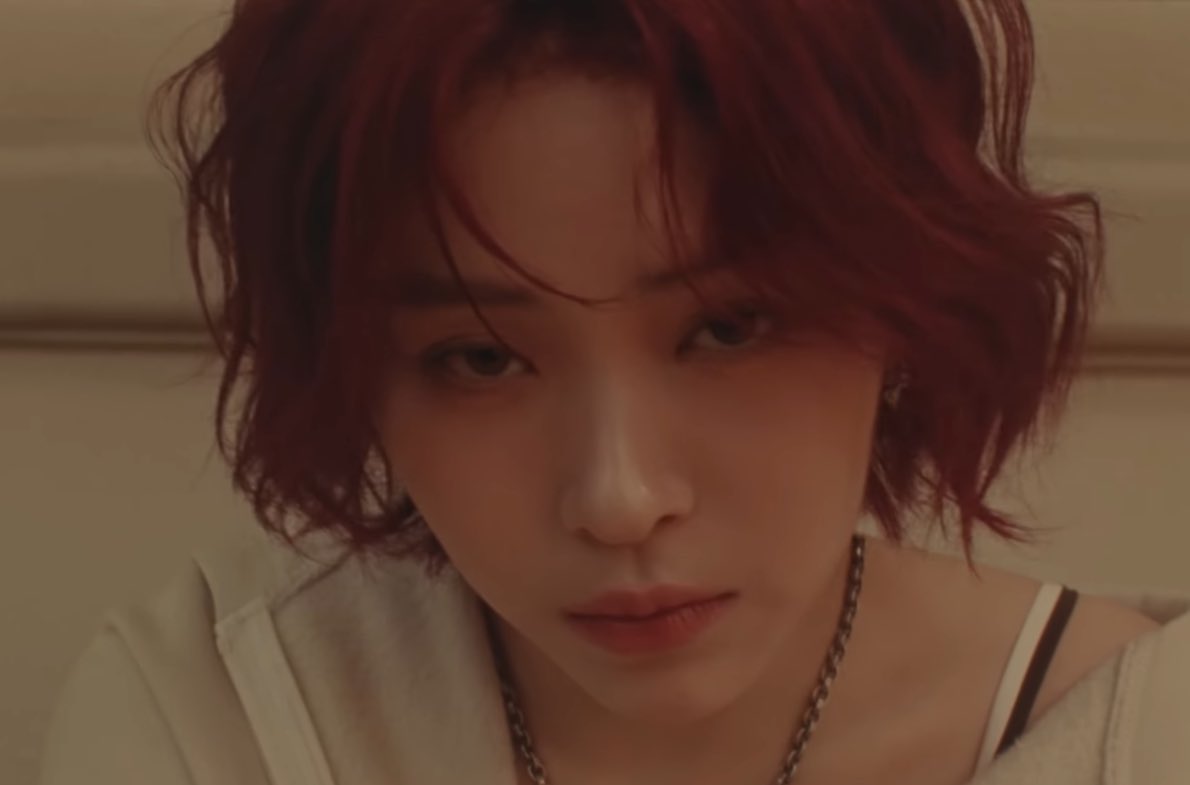 RED HAIRED BOB CUT RYUJIN WTFF