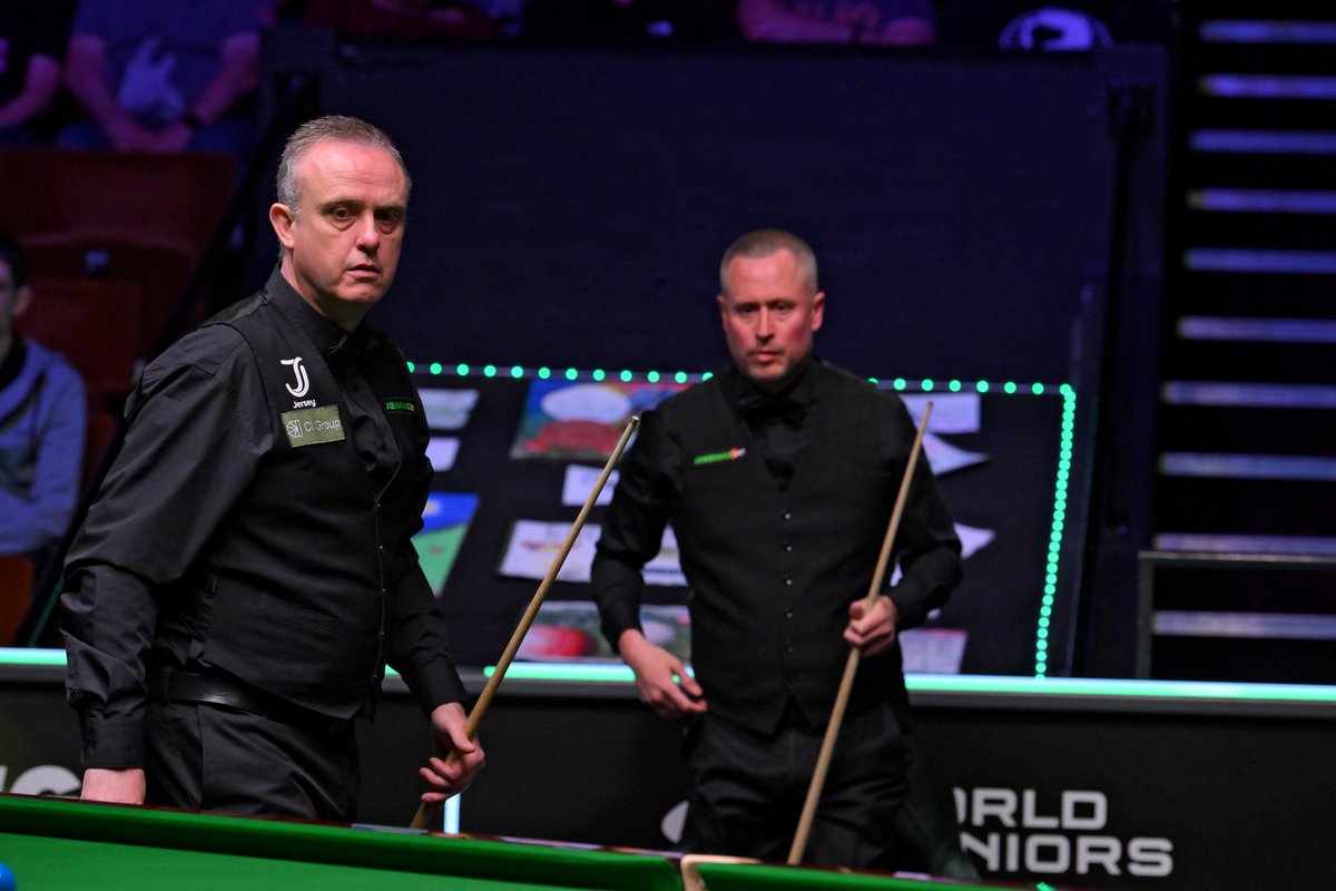 World Seniors Snooker Tour (@worldseniors) on Twitter photo CANAVAN ON THE COMEBACK ๐ฒ
Aaron Canavan wins back-to-back frames to reduce the deficit to 7-4 against Alfie Burden.
Watch the action live on <a href="/Channel5Sport/">Channel 5 Sport</a> ๐บ
#SeniorsSnooker CANAVAN ON THE COMEBACK ๐ฒ
Aaron Canavan wins back-to-back frames to reduce the deficit to 7-4 against Alfie Burden.
Watch the action live on <a href="/Channel5Sport/">Channel 5 Sport</a> ๐บ
#SeniorsSnooker