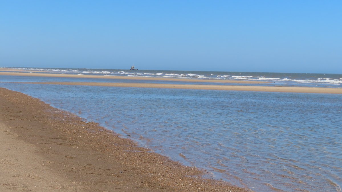 A couple more of our lovely beach taken by me.